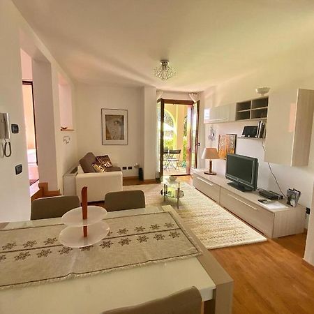 Dream Apartment Тосколано-Мадерно Экстерьер фото